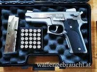 Smith & Wesson 659 