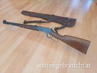 Winchester Mod. 1894 - Unterhebelrepetierer - Kal. 30 x 30 Winchester - samt Lederhalterung für Pferd