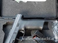 CZ P-10 F