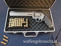 Taurus Raging Bull 44Magnum 